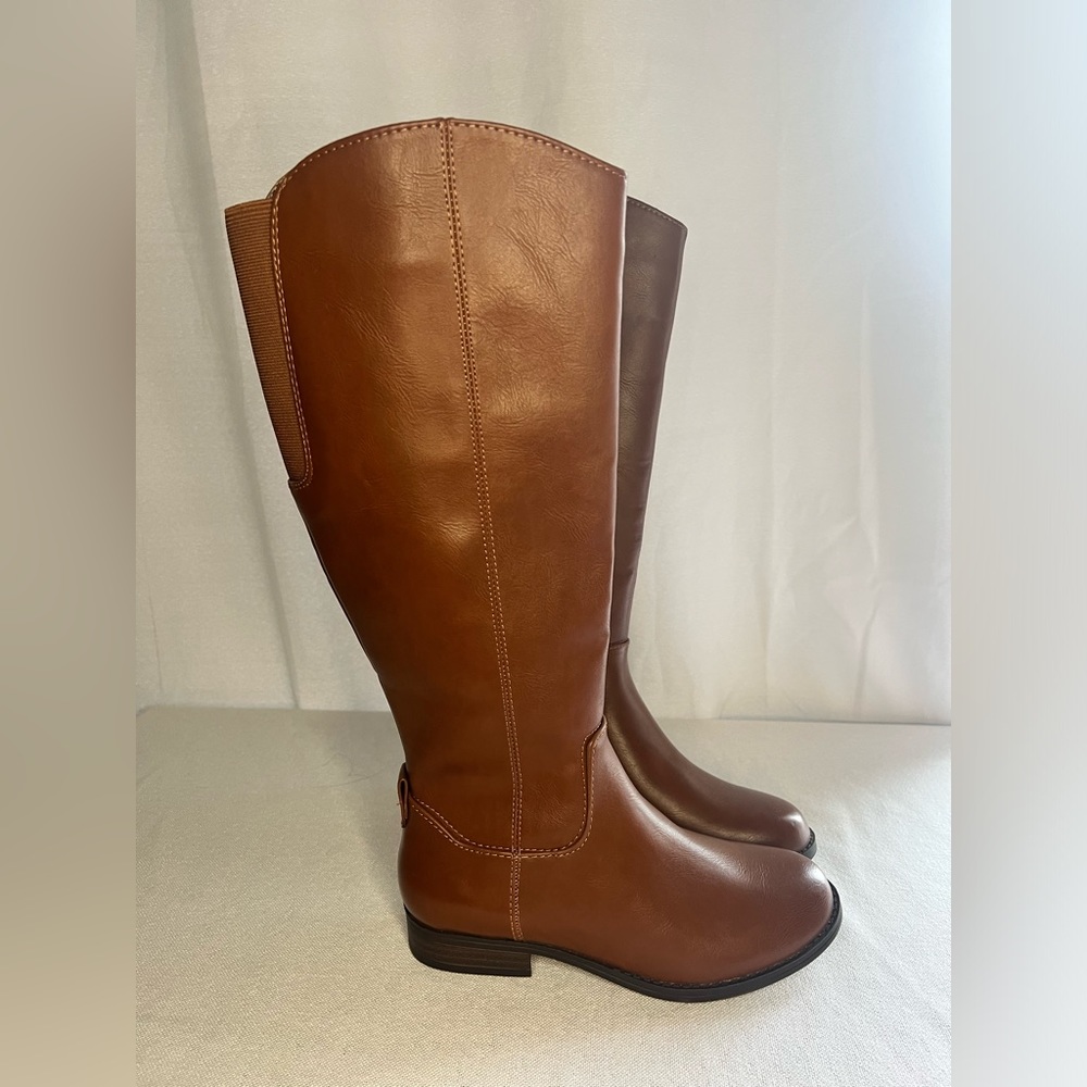 Tatiana Heeled Riding Boots By Universal Thread
Cognac/brisa Boots size 5.5